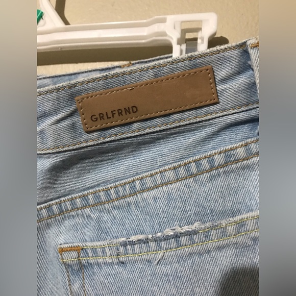 Revolve Short 💎 NEW 💎 - Picture 9 of 11